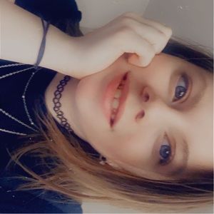 Meet your Posher, Alena